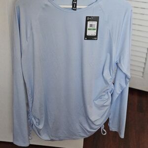 NWT Under Armour Women's Light Blue Long Sleeve Top Large